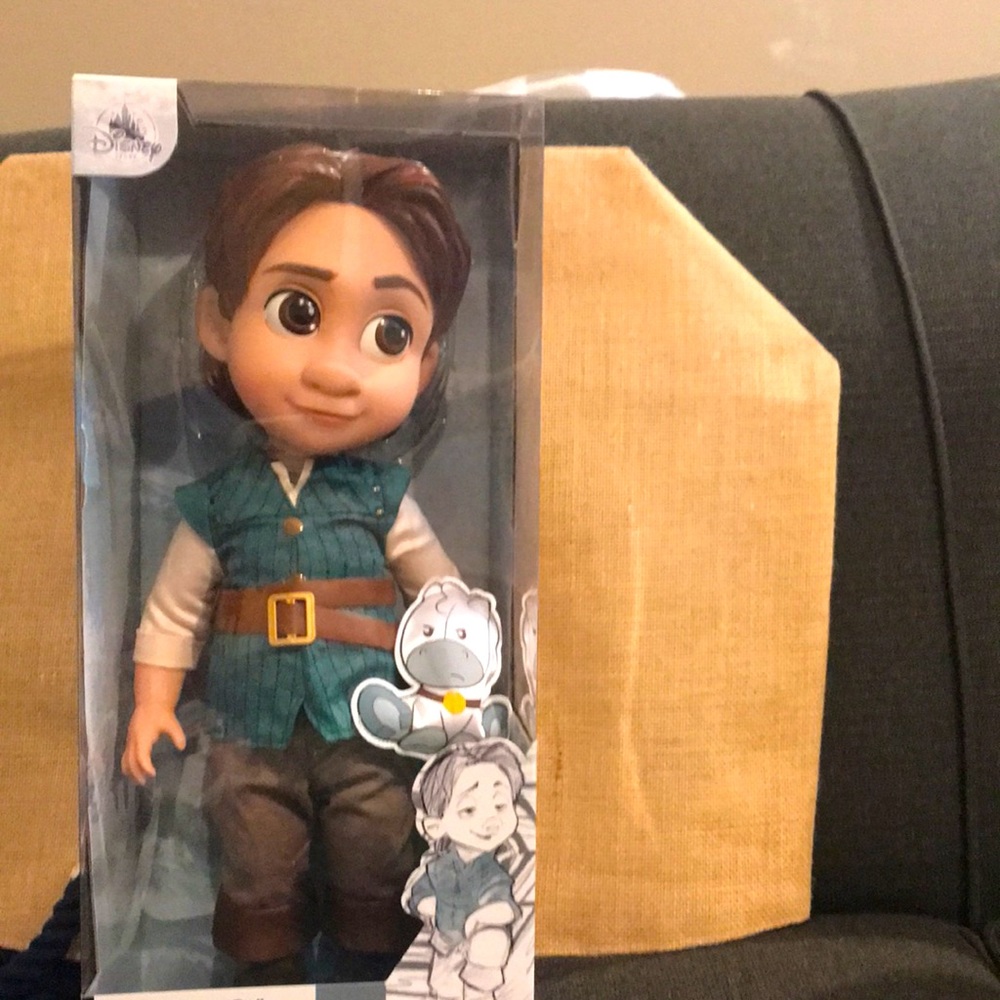 FLYNN is a Disney Animator 16” Doll! NWT NSNP home